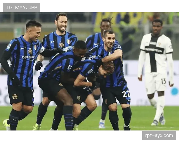 恰尔汗奥卢的任意球表现稳健,助力球队逆转战局取得佳绩 恰尔汗奥卢的任意球表现稳健,助力球队逆转战局取得佳绩