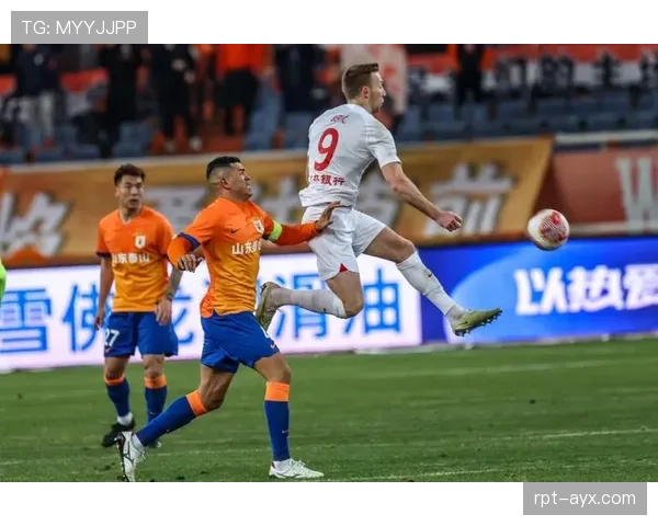 山东泰山防守体系经验丰富但仍不稳定，近期表现波动对赛季走势形成挑战