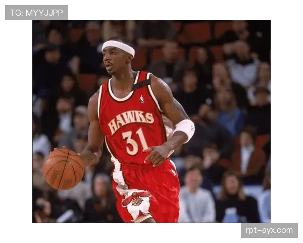 贾森·特里无球跑位效率提升显著拉开关键三分空间